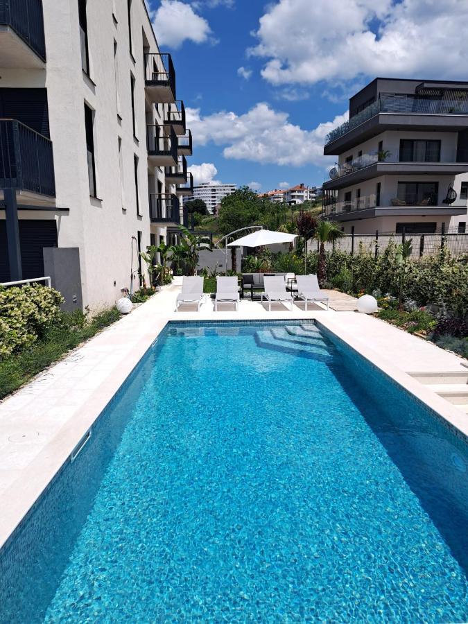 Apartment With Private Pool سبليت المظهر الخارجي الصورة