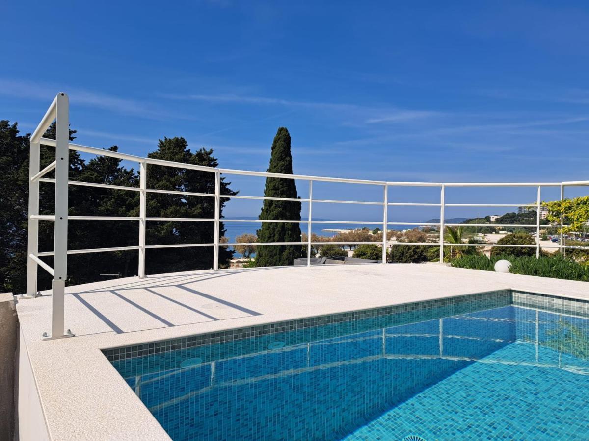 Apartment With Private Pool سبليت المظهر الخارجي الصورة