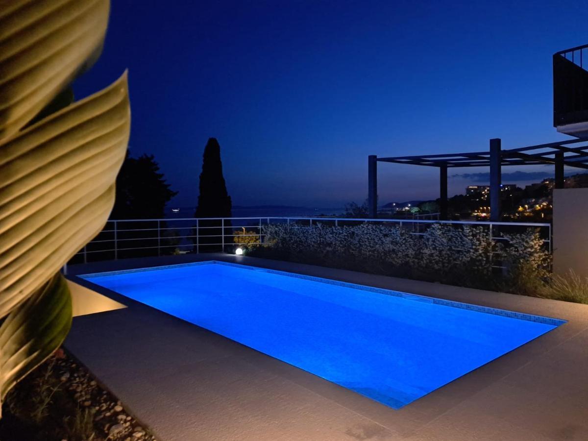 Apartment With Private Pool سبليت المظهر الخارجي الصورة